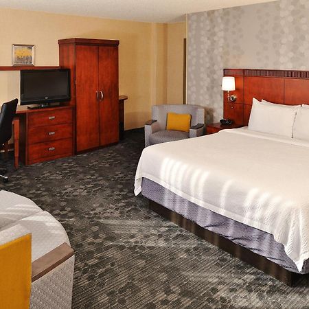 Courtyard By Marriott Denver Cherry Creek Bagian luar foto