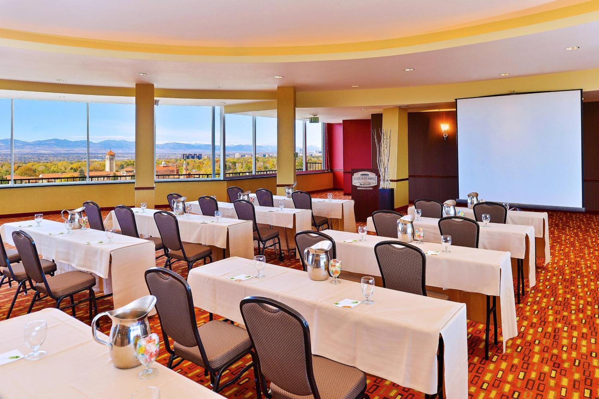 Courtyard By Marriott Denver Cherry Creek Bagian luar foto