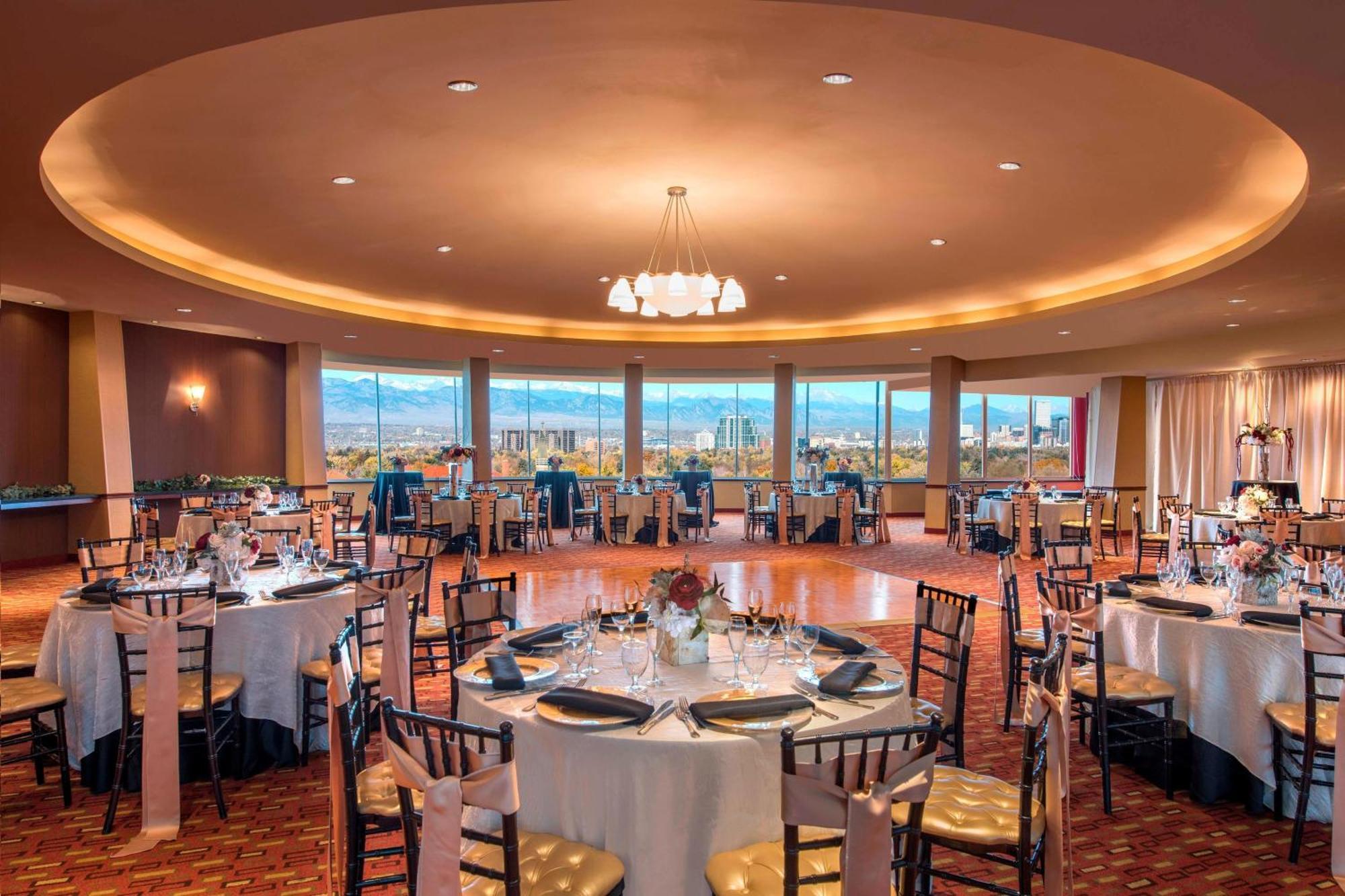 Courtyard By Marriott Denver Cherry Creek Bagian luar foto