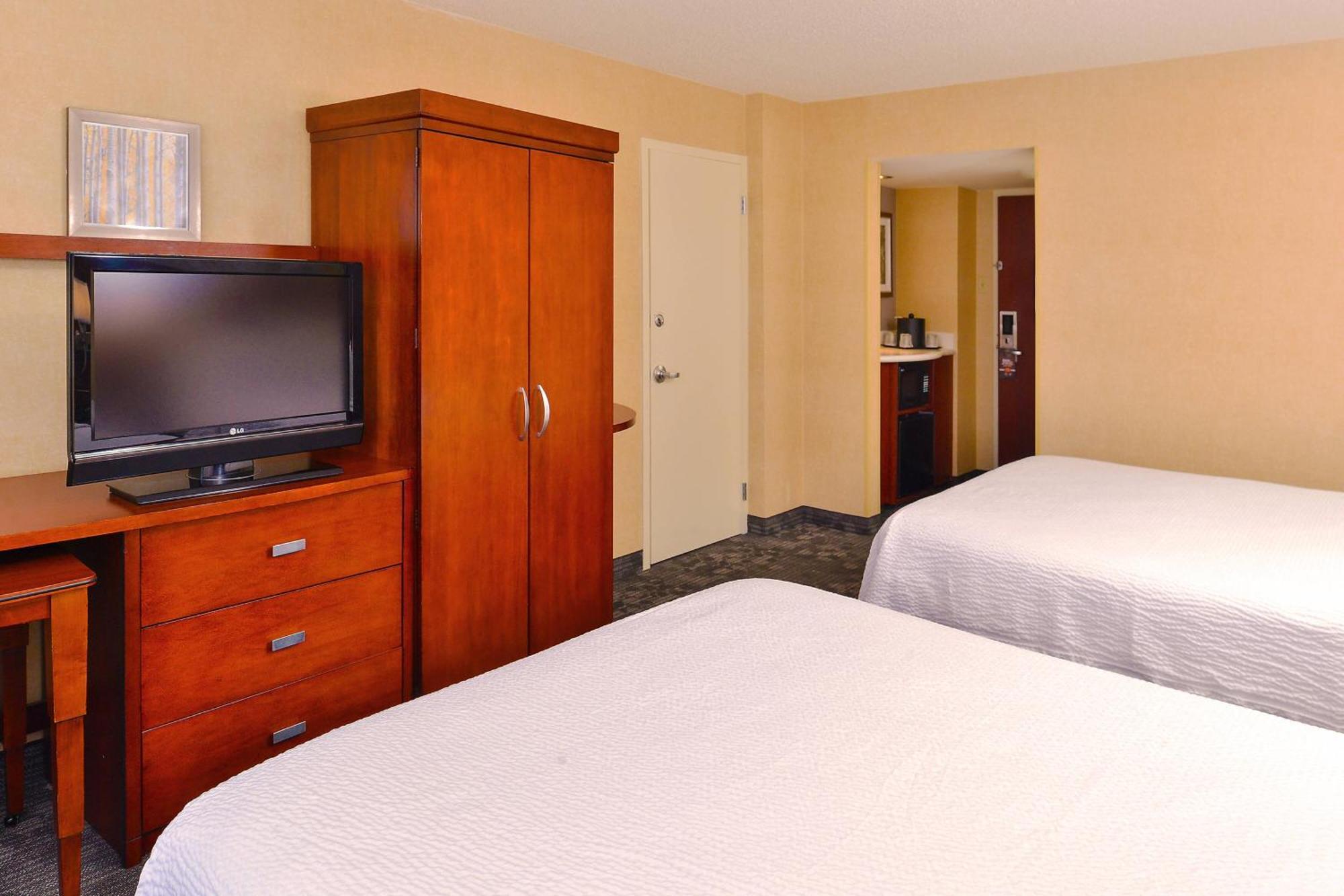 Courtyard By Marriott Denver Cherry Creek Bagian luar foto