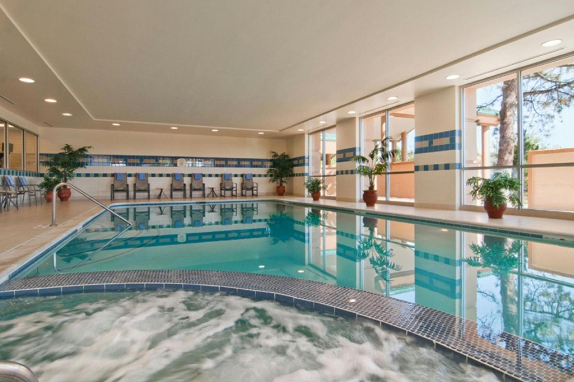 Courtyard By Marriott Denver Cherry Creek Bagian luar foto