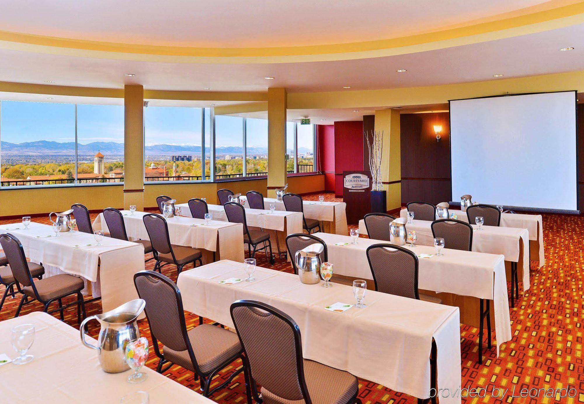Courtyard By Marriott Denver Cherry Creek Bagian luar foto